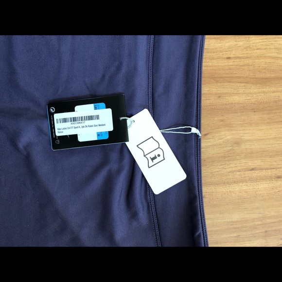 Nike Golf matching 2 piece skort - Picture 7 of 7